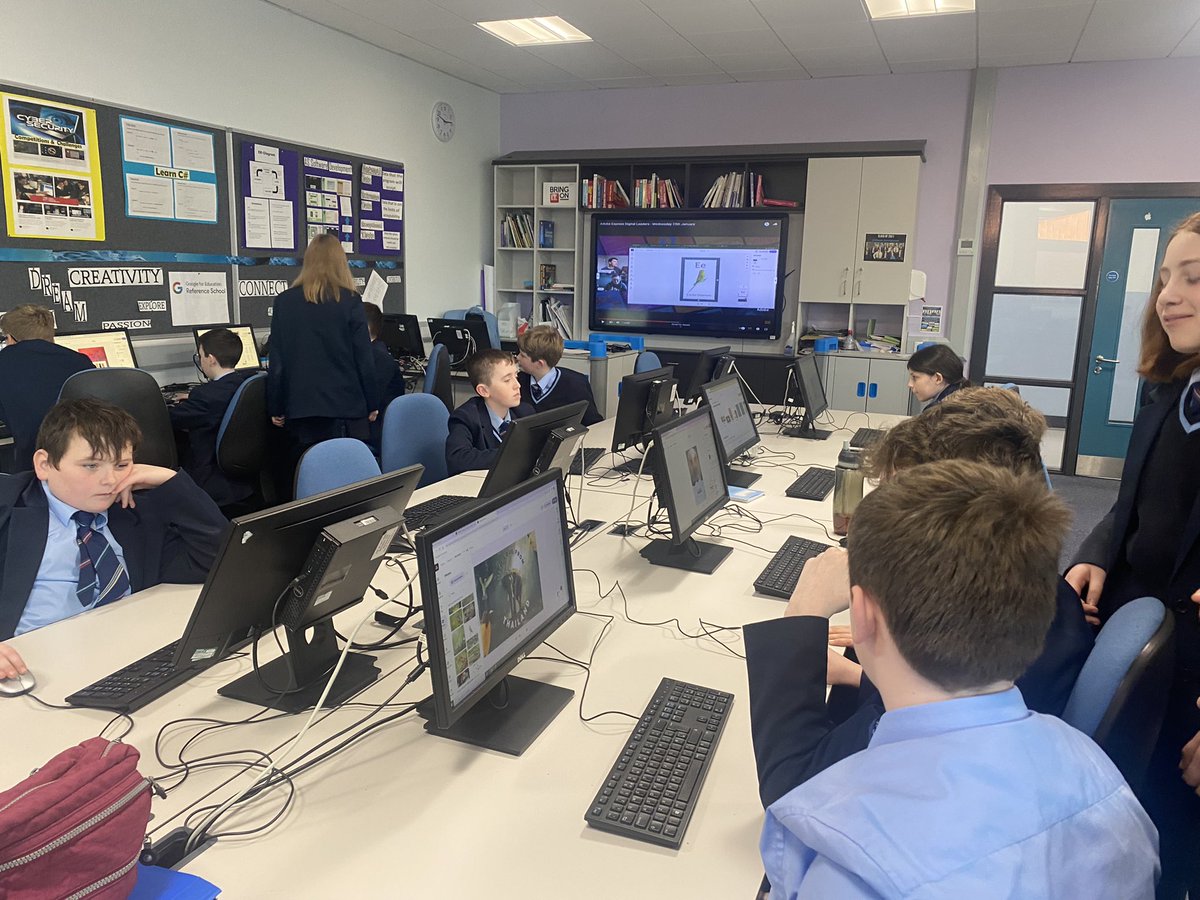 AcademyDanielle's tweet photo. Great excitement at getting a shoutout from @dom_traynor #AdobeExpress live workshop. Fab session! 🙌  #Creativity #DigitalLeaders #JanChallenge https://t.co/ShHtJ0KFri