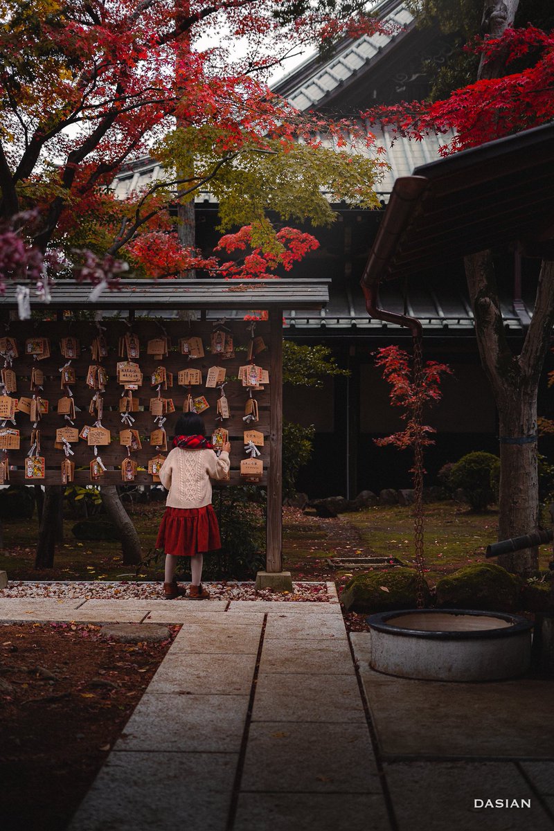 dasianjp's tweet photo. EMA, las tablillas en las que muchos japoneses escriben sus deseos, anhelos y ambiciones.
#dasian #japon #culturajaponesa #autumninjapan https://t.co/msgAI6namZ