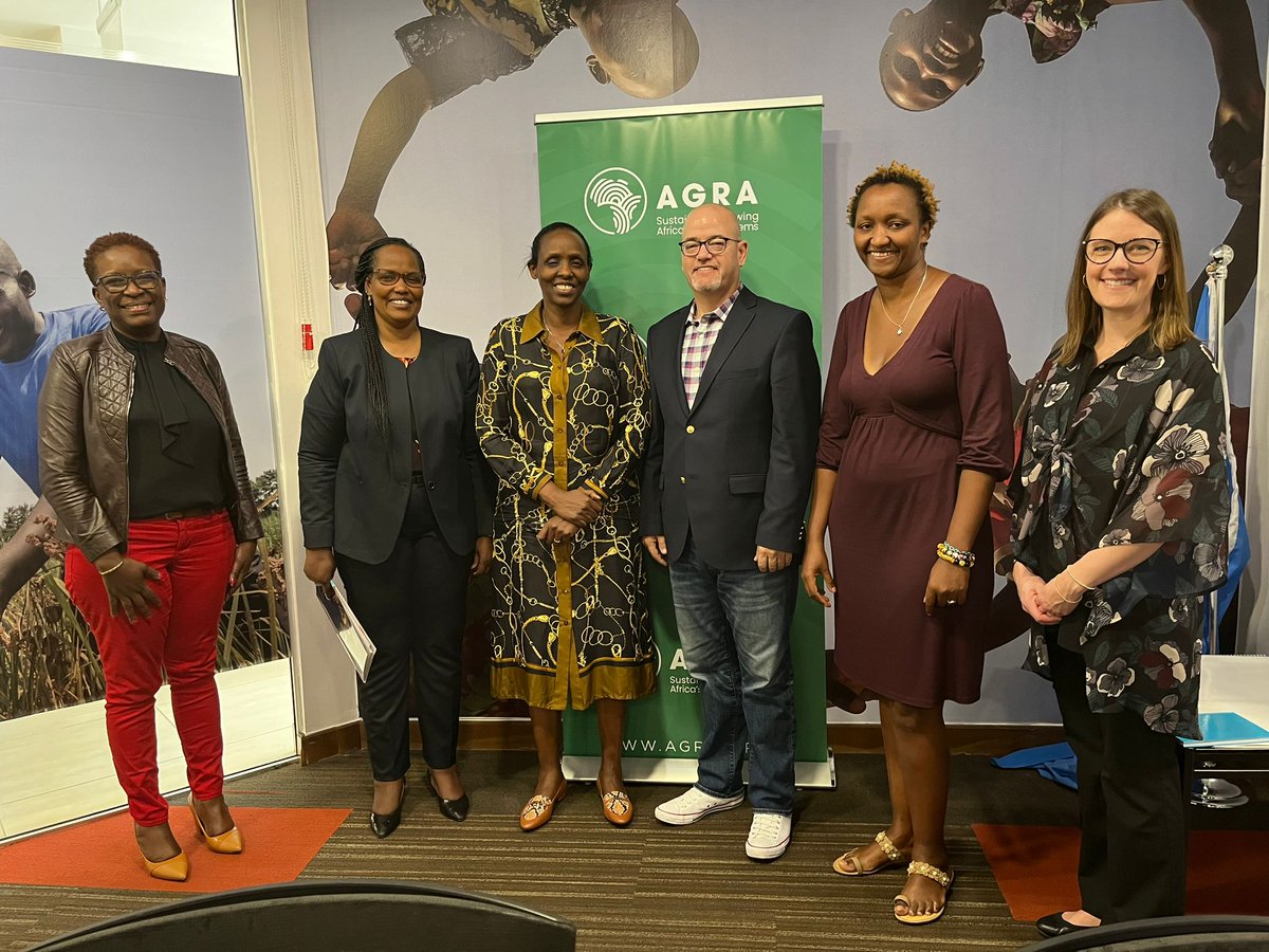 We are breaking down the silos, forging partnerships to bring our resources together and ACT NOW for Africa food systems @AGRA_Africa @TanagerIntl @acdivoca @SabdiyoDido @Agnes_Kalibata
@Osulah @MutieCatherine @rkenfack #inclusionmatters #nutrition #sustainableFoodSystems