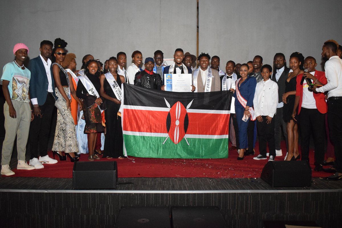 InfoKfcb's tweet photo. @NellyMuluka, KFCB's Corporate Communications Manager, represented the Board at the event, at which Mr. Bruce Matheka was crowned to represent Kenya in the 5th Edition of the beauty pageant to be held in Philippines, in April 2023. #ManofTheWorldKenya
3/5 https://t.co/TGD6neLVc6