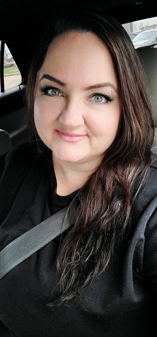 Getting new pics today! Woop! https://t.co/J2CQ1Derfd<a href="/tag/mvsales"class="tags"><span>#mvsales</span></a>