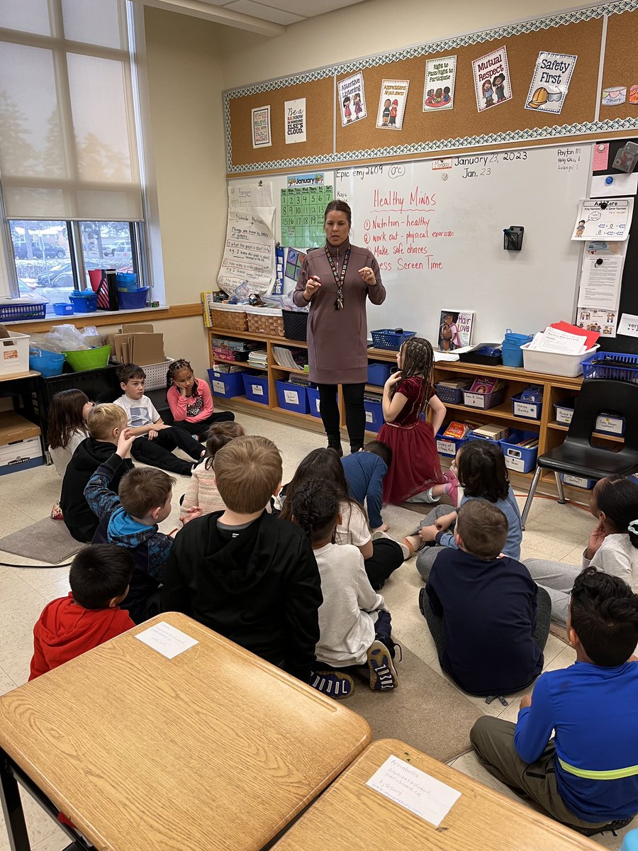 A big thank you to Mrs. Pula, our CYW, who shared a mental health lesson with us. Such a great discussion! #BellLetsTalk  <a href="/JohnCampbellPS/">John Campbell PS</a>