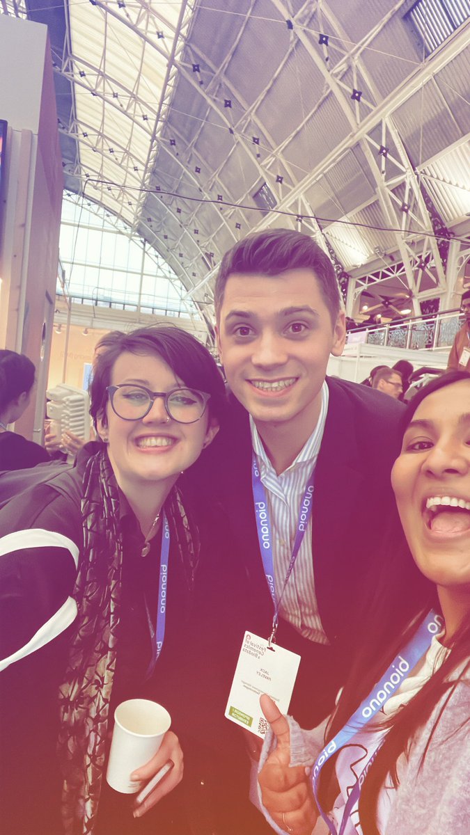 Look who I’ve bumped into <a href="/DrEmilyG/">Emily Goodall</a> 😆 We’re everywhere! <a href="/DiMeN_DTP/">DiMeN DTP</a>
