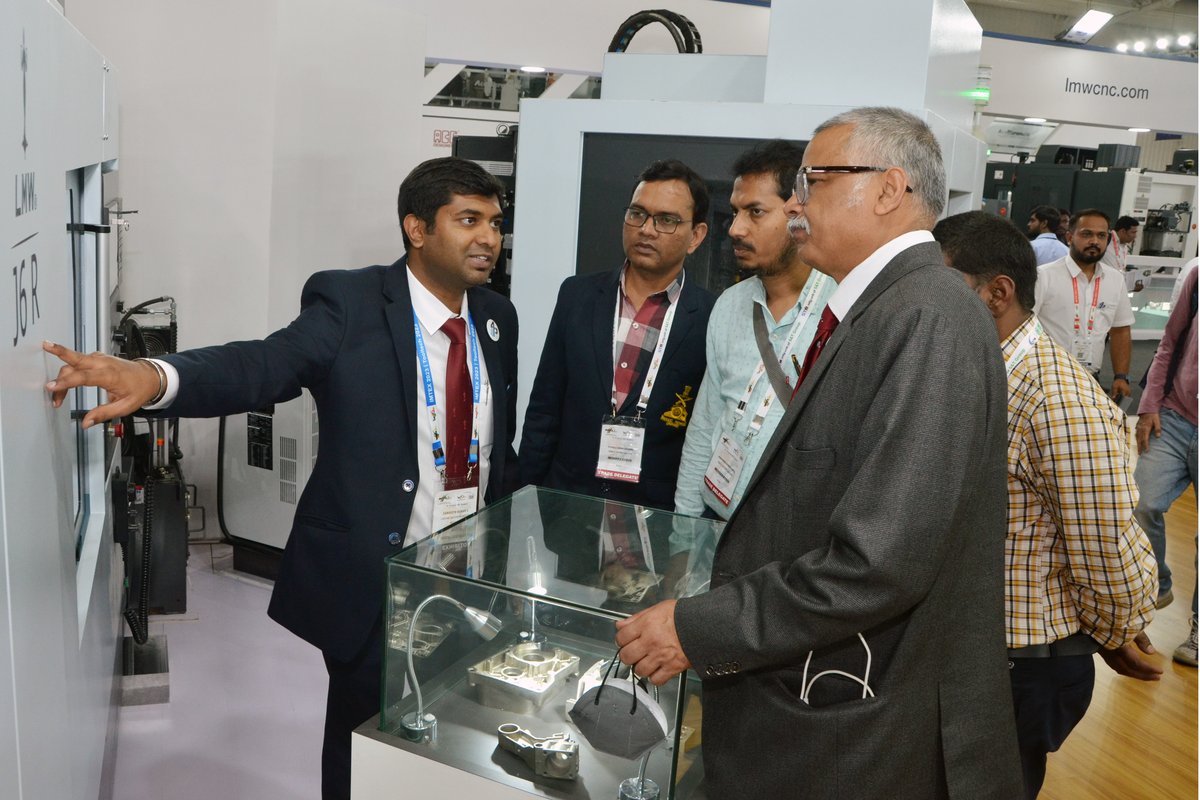 LmwCnc's tweet photo. Even on the final day, the response we've received has blown us away. Thank you for stopping by our booth and helping to make this event memorable for LMW.
#lmw #lmwcnc #IMTEX23 #IMTEX #IMTEX2023 #exhibitors #CNCexpo #IMTEXexpo #CNCMachines #cncmachines https://t.co/3WSuaZ5dHY