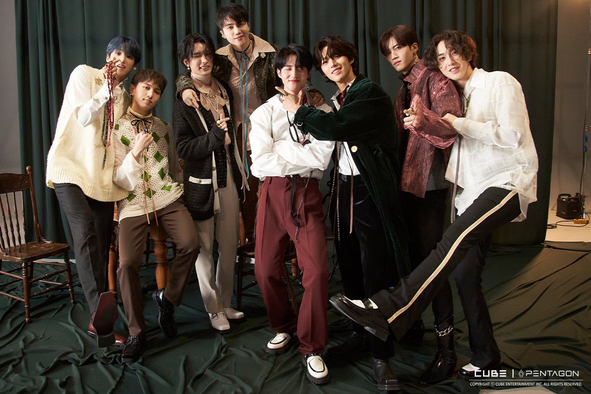 ptgluver's tweet photo. don’t know how i managed to get through and survive a year since ptg’s last comeback (for now) with feelin’ like🥲 the happiness we all felt on that day after a 10-month wait… i badly miss that feeling of excitement and being busy on their comeback days🥺😭 https://t.co/VtYxxbbMQy