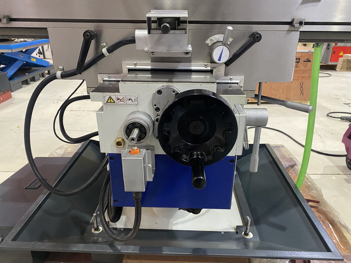 DidelonMO's tweet image. 📢 𝐕𝐄𝐍𝐓𝐄 𝐃&apos;𝐔𝐍𝐄 𝐅𝐑𝐀𝐈𝐒𝐄𝐔𝐒𝐄 𝐀𝐑𝐑𝐎𝐖 Type FU720G - client UNT situé dpt 39 📍

⚙ Tête universelle Type Huron
⚙ Courses 700x280x400mm
⚙ Table 1270x300mm
⚙ Broche verticale en S40 - 45 à 1660 tr/min

#vente #fraiseuse #arrow #UNT #DMO #mecanique