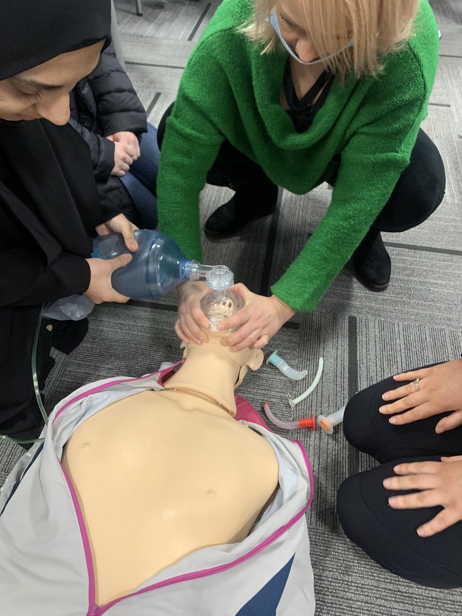 becs_9's tweet photo. Today I’ve been really excited to be able to pilot a team day across our medical CSSS wards. We’ve kicked off the morning with some simulation based practice around emergency situations &amp; management with our wonderful Critical Care Outreach nurse Vicky! https://t.co/zXA1IpzaPB
