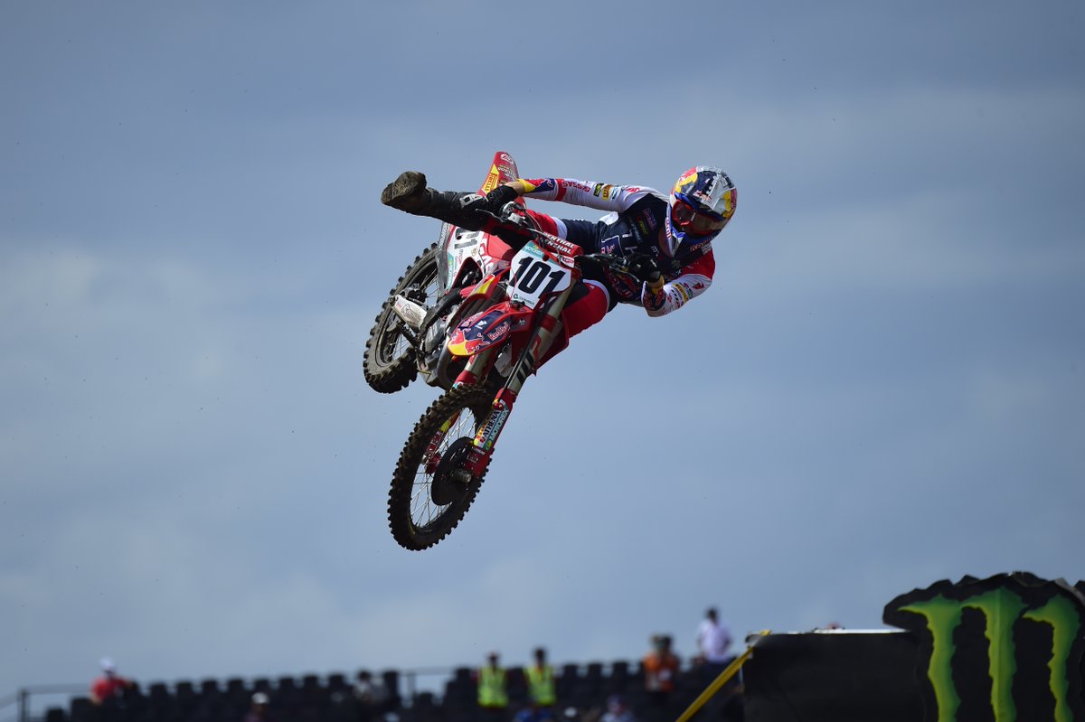 mxgp's tweet photo. It's time for #WhipItWednesday with @MattGuada101 in Indonesia  🇮🇩 ✨

#mxgp #motocross https://t.co/UNvjpJPItZ