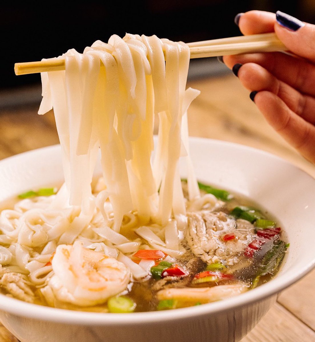 After a Pho'nomenal lunch? Get through the week with a big bowl of the good stuff 🍜
<a href="/PhoRestaurant/">Pho</a> at the @cornexchangeMAN 🤤 #Ad

confidentialguides.com/food-drink/res…