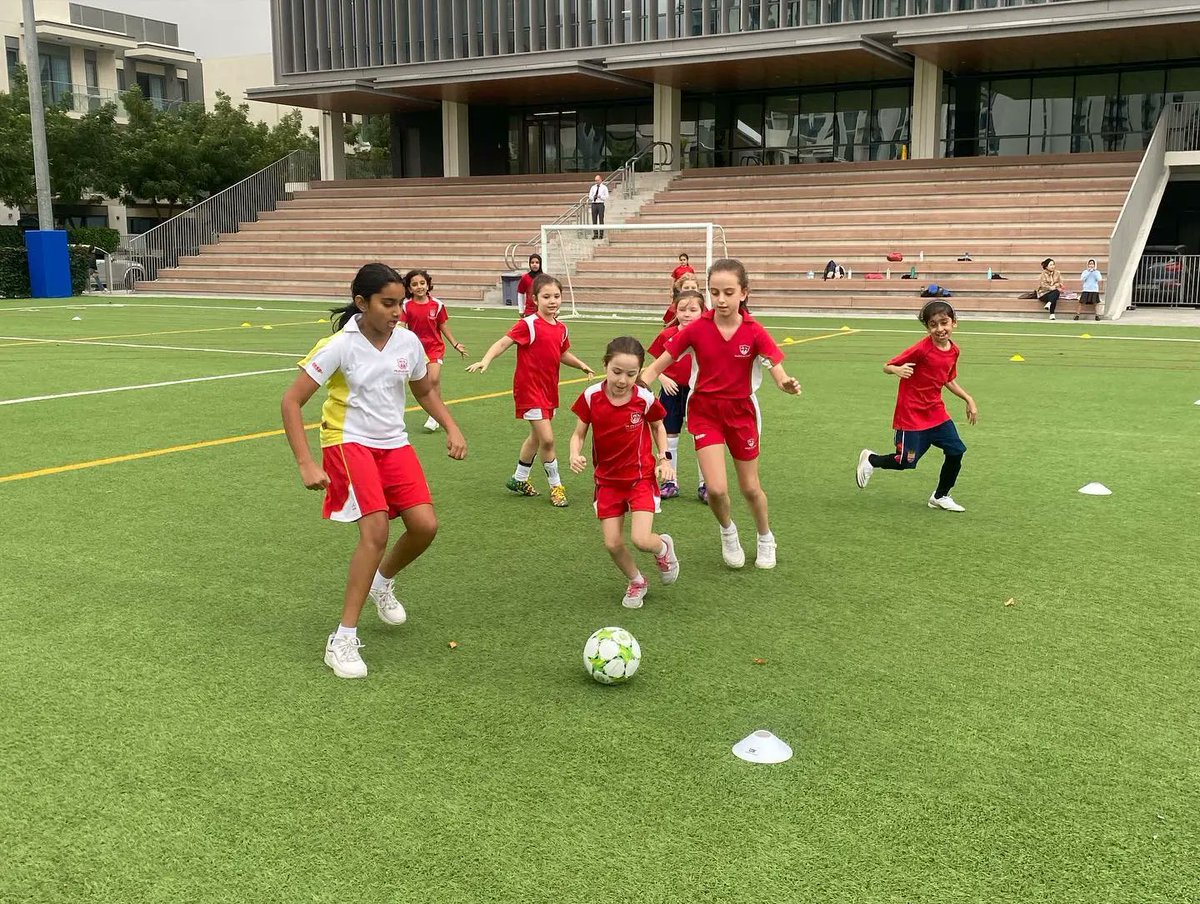 InfoECDubai's tweet photo. The girls won the football tournament!! 🏆💪🏻 Well done! #girlsinsport #ecpe #ecsport
@EC_Sport https://t.co/D840JNvBC2