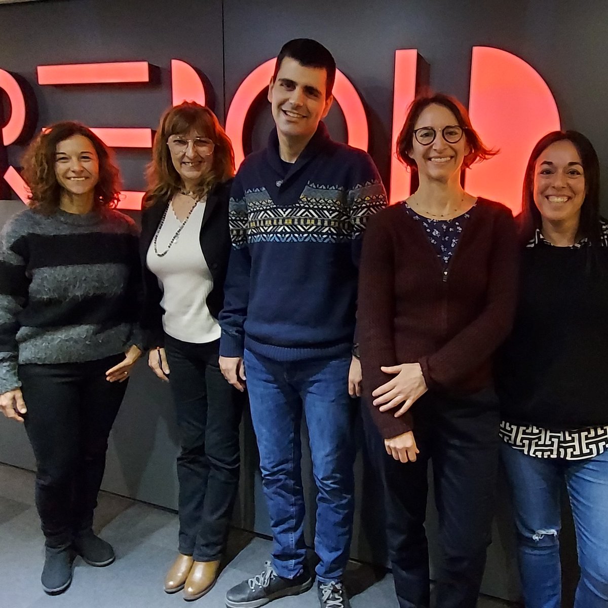 aurafundacio's tweet photo. Indefinit!😍Després d'acabar la seva etapa de pràctiques a @LETSREBOLD, el Raúl s'incorpora a l'equip professional. Acompanyat per la seva preparadora laboral, la Mar Caparrós, farà tasques com introduir dades en excels, fer inventari...

Gràcies Rebold i endavant Raúl!🙌 https://t.co/1axvNMsZ60