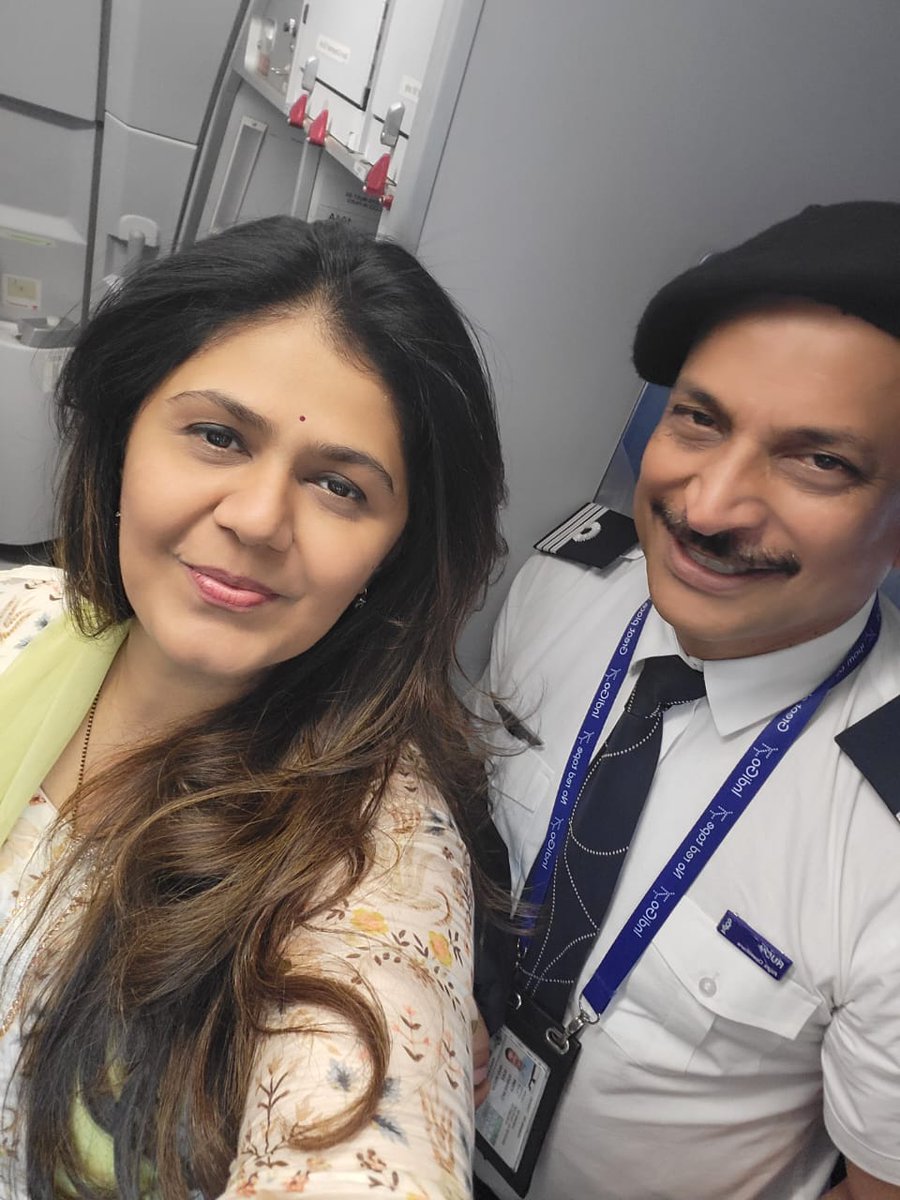 Pankajamunde's tweet image. Look who was flying the plane .. It&apos;s Pilot yes it is our sansad @RajivPratapRudy ji.