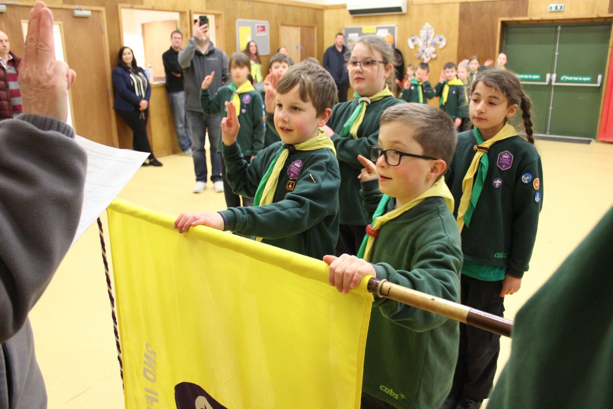 2ndIfieldScouts's tweet photo. This week Tiger Cub Scout Pack welcomed two new members as they were invested into the Pack #scouts #skillsforlife #cubscouts #goodforyou #volunteering #ifield #crawley #2ndifield #wsscouts https://t.co/0D9mtf9ug8