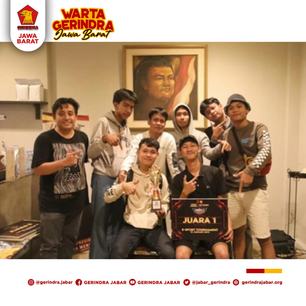 jabar_gerindra's tweet photo. 41 Prabowo Subianto disusul tokoh lainnya dengan elektabilitas diantaranya, Ganjar Pranowo 20,1%, Anies Baswedan 19,7%, Ridwan Kamil 9,7%, Agus Harimurti Yudhoyono (AHY) 3,2%, dan Khofifah I Parawansa 2,4%. #PrabowoKita #MilenialBersatu https://t.co/XklOmPYouN