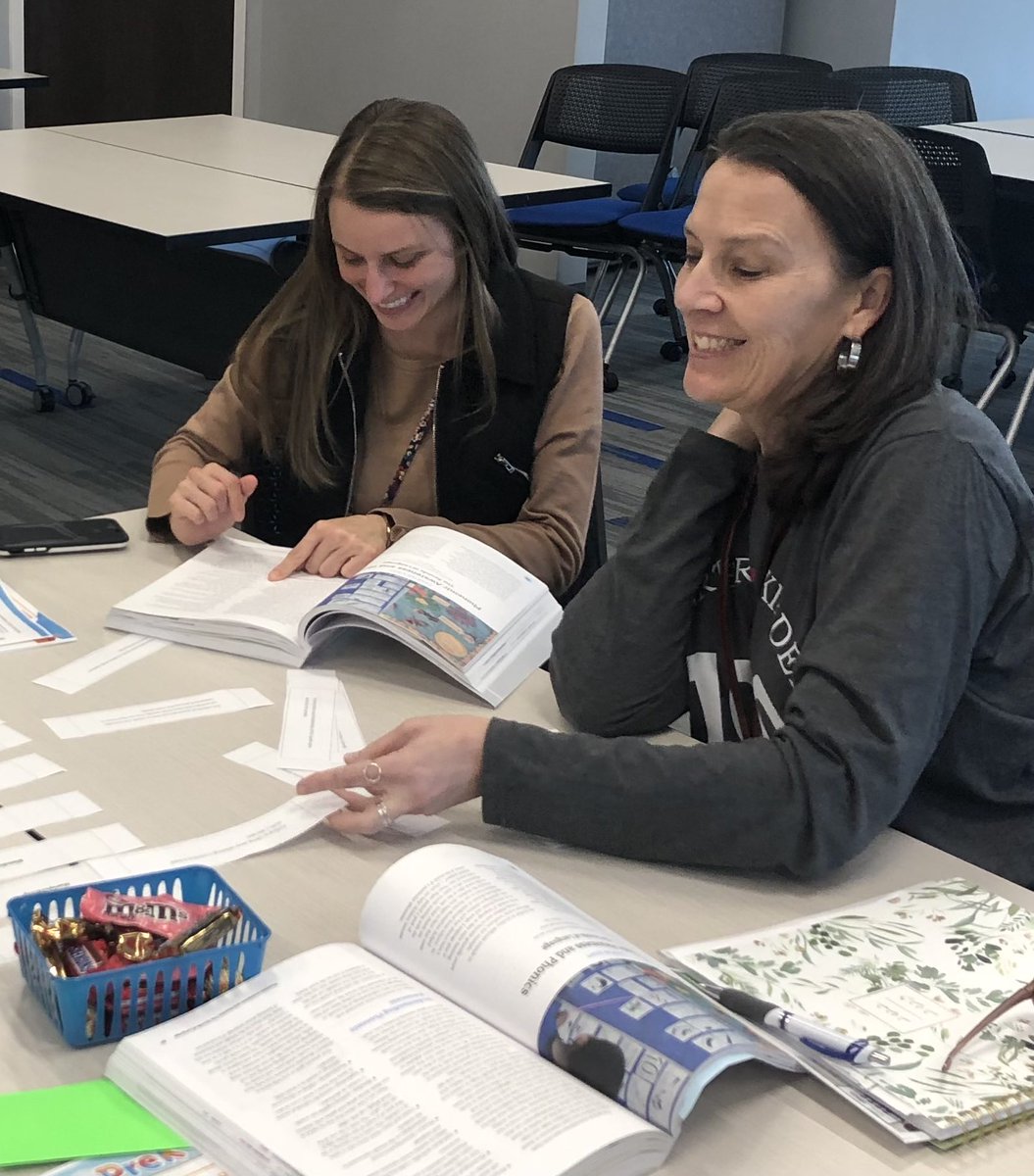 Great conversations with ⁦<a href="/centralrocksrh/">centralrocksrockhill</a>⁩ and smiles too! ⁦<a href="/RockHillSchools/">Rock Hill Schools</a>⁩ ⁦<a href="/Damonrward/">Damon Ward</a>⁩ ⁦<a href="/katiewbarber/">Katie Wall Barber</a>⁩