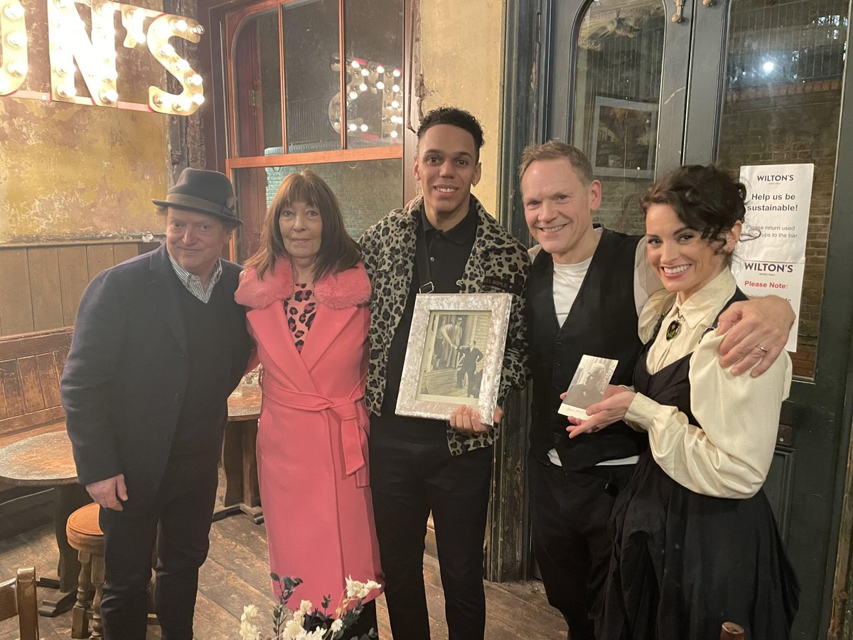 Told by an Idiot (@toldbyanidiot93) on Twitter photo We were thrilled to meet the real Fred Karno's great granddaughter, Louise Murchison, after the show last night! She brought some brilliant photos of Karno, Chaplin and Laurel and even some handwritten letters. What a special night! <a href="/WiltonMusicHall/">Wilton's Music Hall</a> <a href="/MimeLondon/">MimeLondon</a> #CharlieandStan We were thrilled to meet the real Fred Karno's great granddaughter, Louise Murchison, after the show last night! She brought some brilliant photos of Karno, Chaplin and Laurel and even some handwritten letters. What a special night! <a href="/WiltonMusicHall/">Wilton's Music Hall</a> <a href="/MimeLondon/">MimeLondon</a> #CharlieandStan