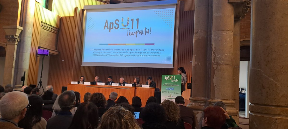 fran_gp_'s tweet photo. Un placer volver a Barcelona para participar, esta vez, en el Congreso Internacional de #AprendizajeServicio Universitario #apsu11, que comienza hoy y donde daremos a conocer el proyecto PresuParty que impulsamos Ana Cano @VicenteJDG y un servidor en la #ulpgc https://t.co/dxVTyK7KaO