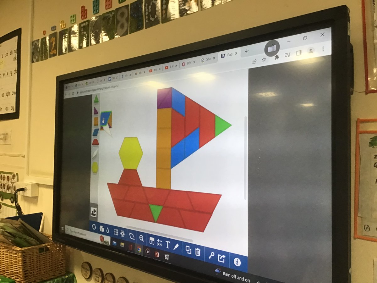 ReceptionHGPA's tweet photo. Reception worked together to fill the outline of the boat with the pattern blocks. They showed great understanding of shape, orientation and spatial awareness! @WhiteRoseMaths #hardwickgreenpa #hardwickeyfs #hardwickmaths https://t.co/k1dW8M3vr4