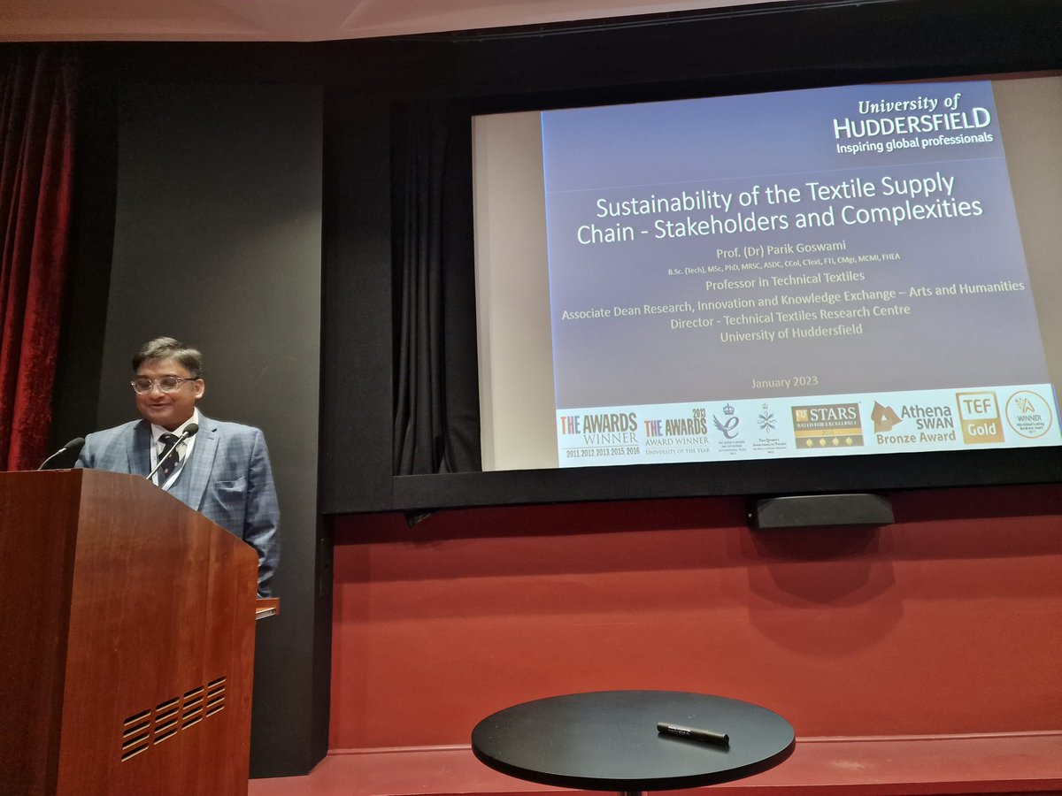 SCIFormulation's tweet photo. #SCIFF23 Prof. Parik Goswami from @HuddersfieldUni presenting on textile supply chain #formulation #sustainability
@SCIupdate https://t.co/JqFkgrElxr