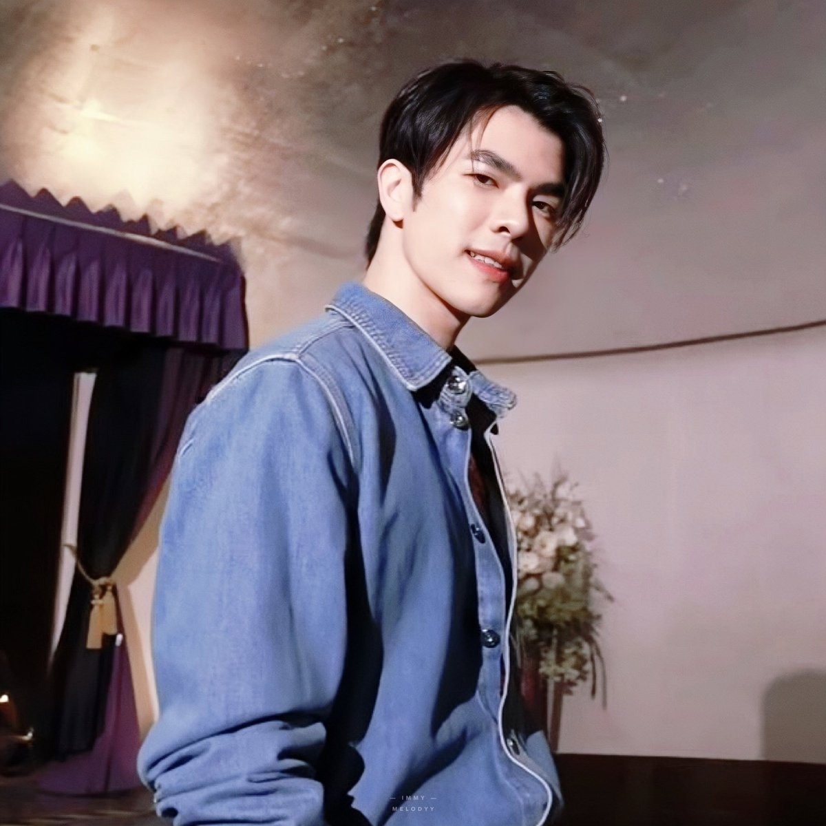 HE'S SO HOT!!!

#MilePhakphum <a href="/milephakphum/">mile phakphum</a>
