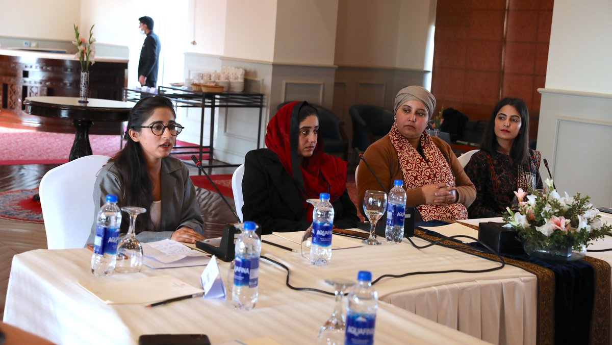 PakUSAlumni's tweet photo. 1/2 @usembislamabad's Minister Counselor for Public Affairs Will Ostick and Pakistan-U.S. Alumni Network Country President Aamir Khalil welcomed PUAN’s 28 new anti-harassment Honorary Counselors to an all-day training session in Islamabad on January 23. https://t.co/IsW6tN1gey
