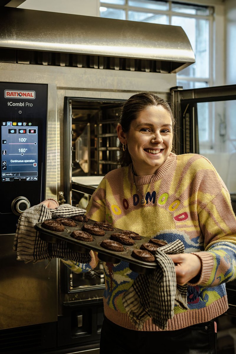 CastleHowardEst's tweet photo. Our vegan mini-Black Forest Gateau’s are selling like hot-cakes!

🍰Here’s some behind-the-scenes shots of Great British Bake-Off star Freya Cox in our kitchens with Head Chef Nathan Richardson-Kelly.

🌱We’re delighted to expand our vegan offer in our cafes. 

📷Carole Poirot https://t.co/4kM3nPvxiC