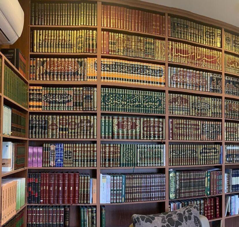 فناء عمر علماء المسلمين VS أحس