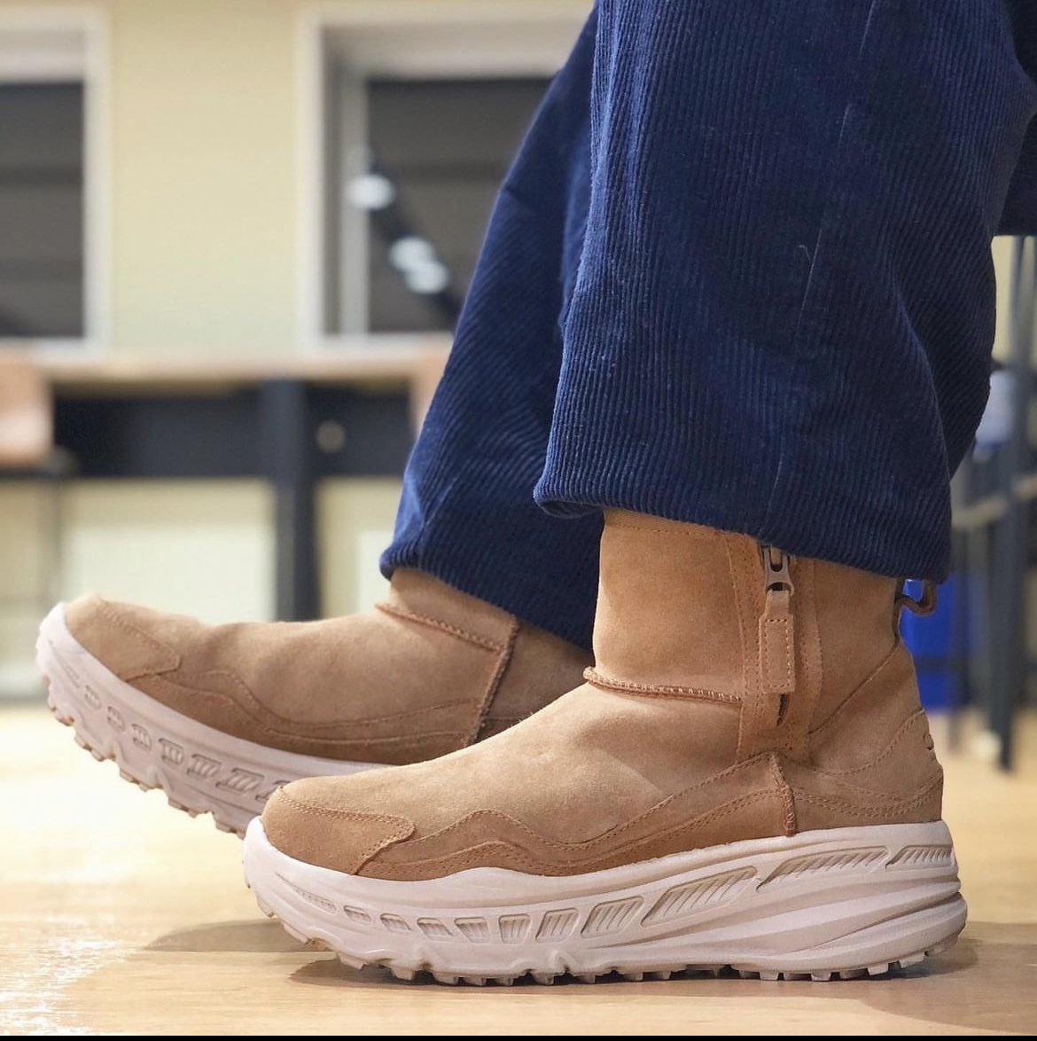 有名なブランド UGG UGG mita whiz x ブーツ ミタスニーカーズ wizh