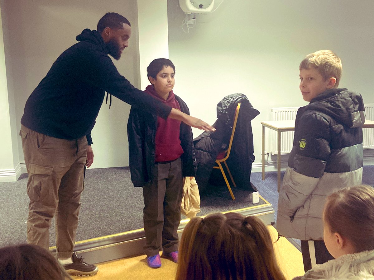 ysgolbroallta's tweet photo. Dysgu am diogelwch personol yn #crucialcrew gyda #resolveit / learning about personal safety at #crucialcrew #resolveit https://t.co/CP4kgCNG0E