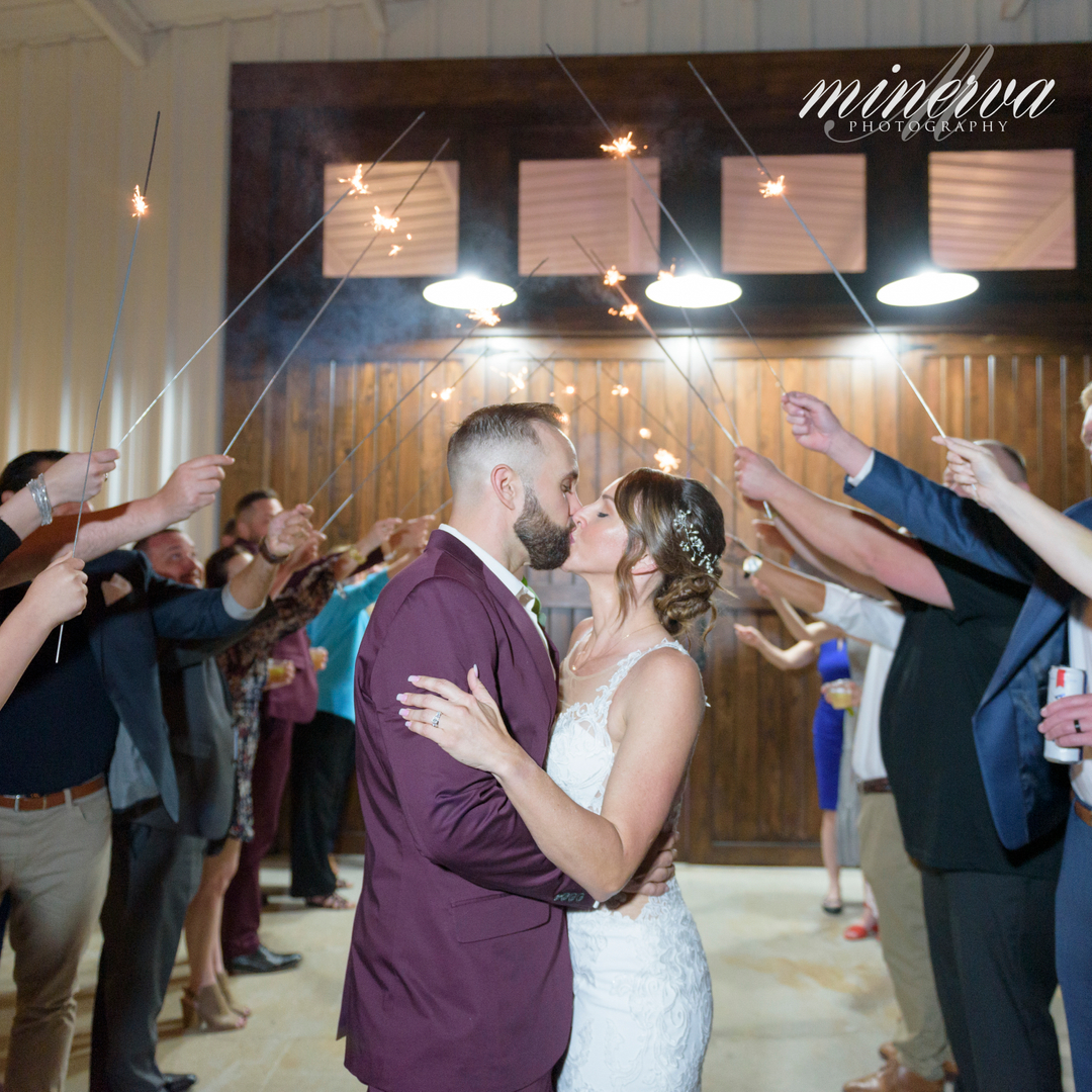 MinervaPhoto's tweet image. The grandest of all exits! 
.
Photographer: @minervaphotography | Venue: @cypresscreekfarmhouse | Caterer: @premiereventsorlando | Cake: @sweetmissvs | Florist: @cdcfloral | Makeup &amp;amp; Hair (Bride): @aboutfacedesignteam | Makeup &amp;amp; Hair (Bridesmaids): @hairontherun | DJ: DJ Mingle M