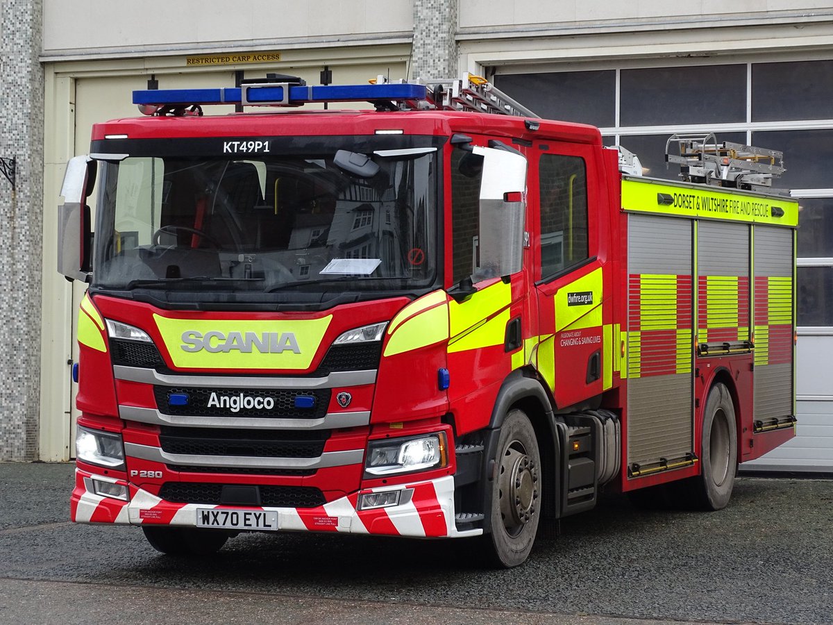 As if the unusual visitors couldn't get any more unusual, an <a href="/Angloco/">Angloco</a>/<a href="/ScaniaUK/">Scania UK</a> P280 Pump with <a href="/DWFireRescue/">Dorset & Wiltshire Fire and Rescue Service</a> on driver training at Leamington Spa Fire Station this morning! Thanks to the crew for letting me get some snaps!