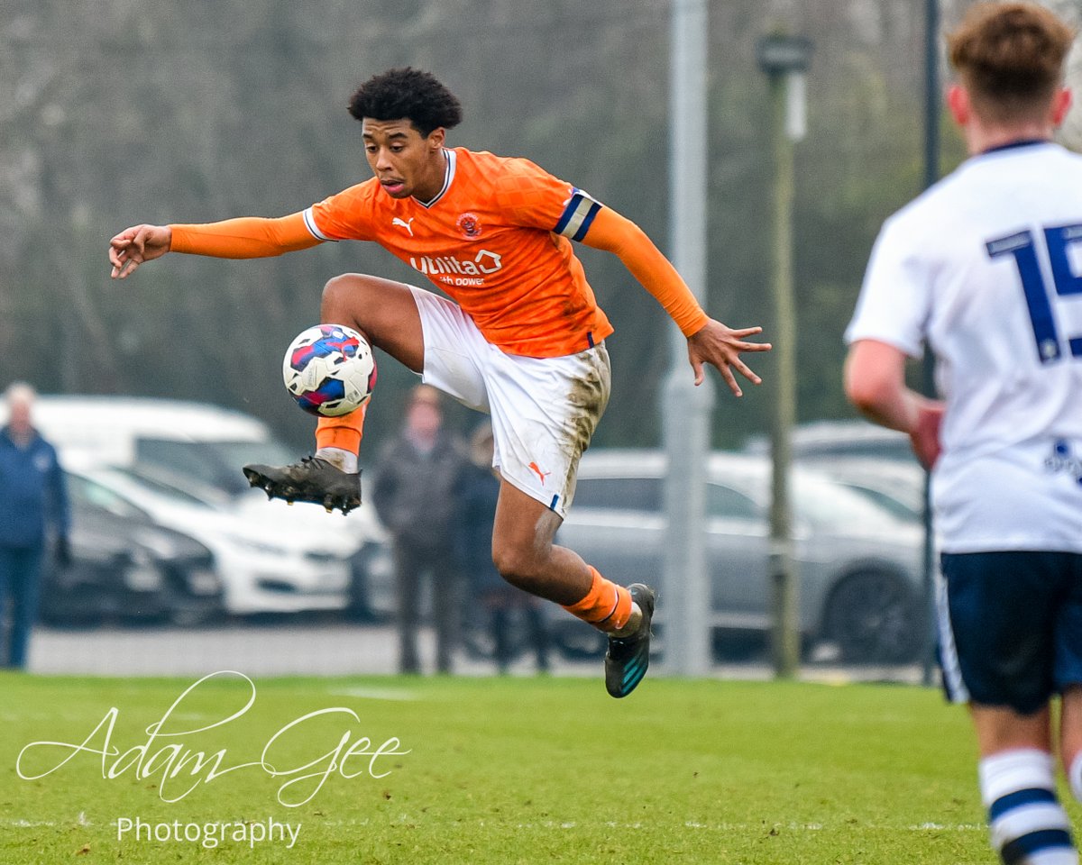adamgeepics's tweet photo. A true captain's performance from @BlackpoolFC and @BFCYouthAcademy graduate @Tl3mar23 topped off with a goal from the Central League fixture v @pnefc #UTMP 🍊 https://t.co/tw0bZLkj04