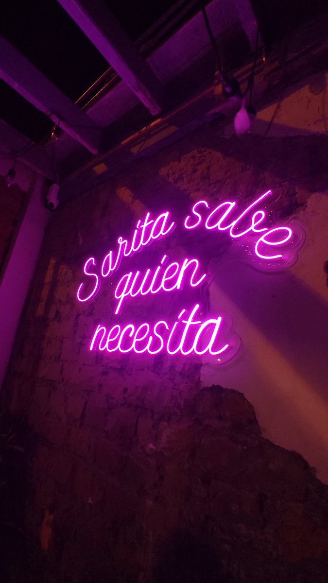 Cada vez que veo el Twitter me da ganas de mudarme 🤢 
Una semana más, hay qué reiniciar la memoria negativa.