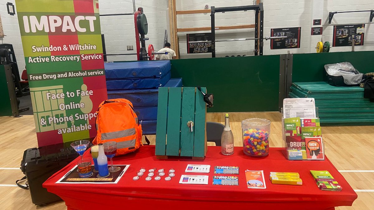 Today, our fabulous Engagement &amp; Prevention team are sharing their love of <a href="/dryjanuary/">Dry January</a>  with army personnel at Perham down Army health fair, providing information and support
#dryjanuary2023 #harmreduction #betterhealth #armedforces 
<a href="/wiltscouncil/">Wiltshire Council #WiltshireTogether</a>