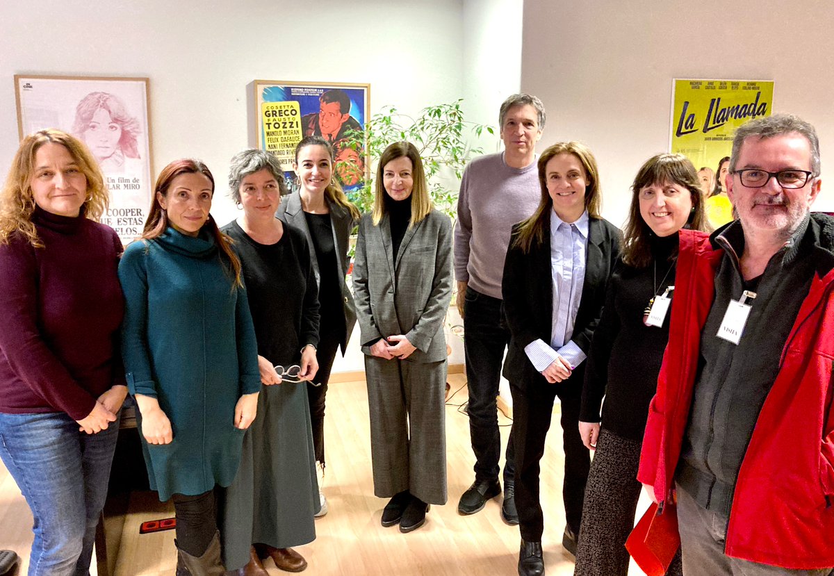 a_docma's tweet image. 🟠#DOCMA se reúne con el @CineICAA para reivindicar junto a @Pro_Docs el peso del documental en la industria audiovisual española 
🗣️El pasado miércoles 18/01, miembros de la Nueva Junta Directiva de DOCMA y un representante de la mesa de trabajo de productores #DOCMAPRO🔽