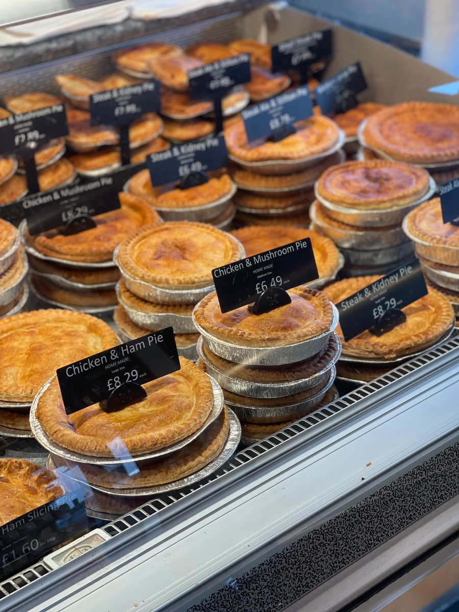 If #BurnsNight isn't your thing, we've got plenty of spectacular, freshly baked pies to choose from today! Call in and see for yourself, we're here until 4.30pm.