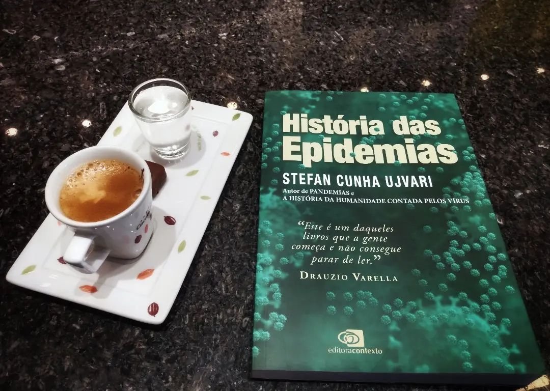 CurvaLiteraria's tweet photo. Bom dia! Meio de semana pede um cafezinho e um bom livro. Bora? #bomdia #editoracontexto @editoracontexto @skoobnews https://t.co/JKodRX8tGr