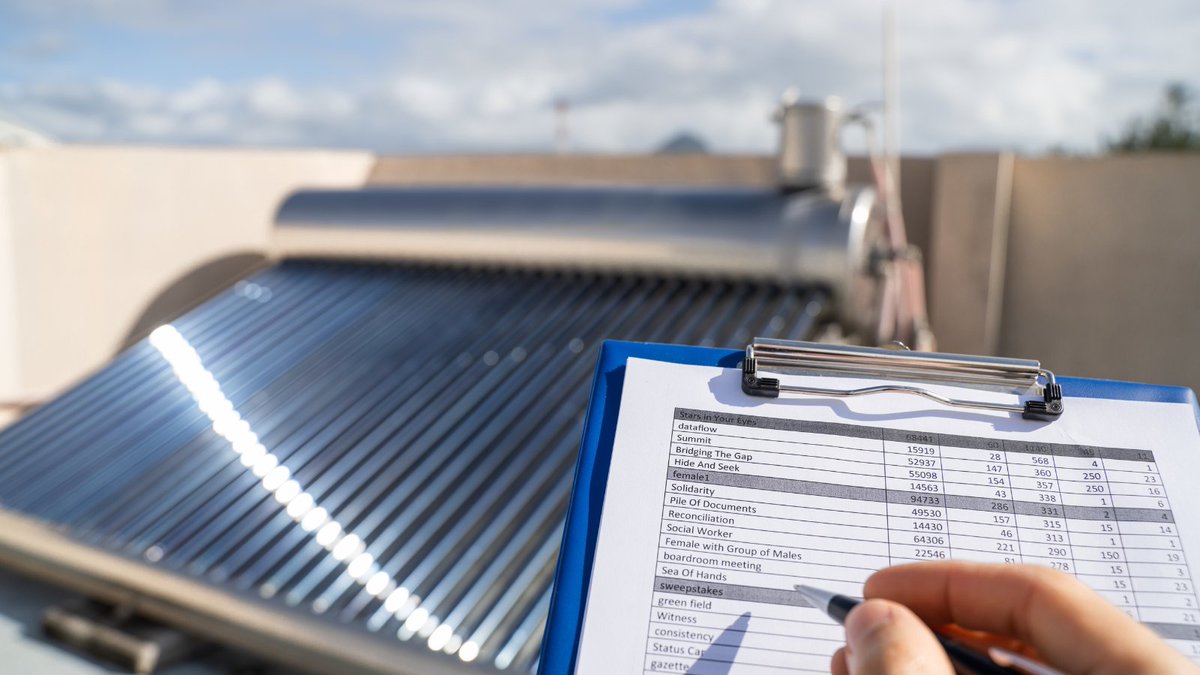 Public health is a big family, so we're pleased the Environment team have new role like this one. A Home Retrofit manager, making homes warmer and healthier and improving the climate at the same time.  Closing date 20th Feb.  #SDGs careers.newjob.org.uk/OCC/job/Oxford…