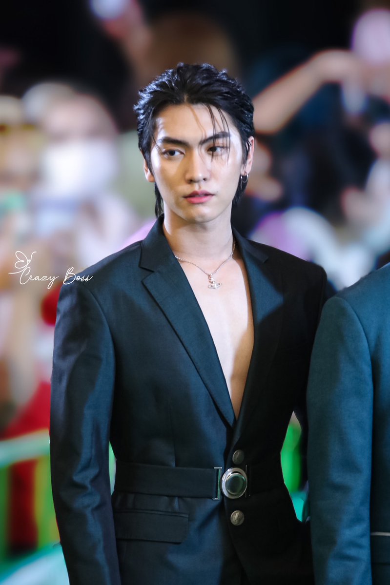 Crazy_BBoss's tweet photo. หัวใจไม่ไหว หล่อไป เกินต้าน @Bossckm_ 

iQIYI VIP x BossNoeul

#iQIYIVIPThankYouFest
#Bosschaikamon https://t.co/yFwkWqqx4G