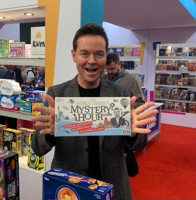It's @toyfairuk time again, and it looks like @StephenMulhern has found a new favourite game. It's @mrjamesob Mystery Hour, and it's available to buy in more places than ever in 2023 . #ToyFair2023 #mysteryhour #bigskygames #toys #games
