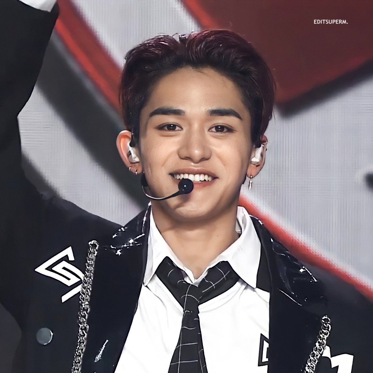 editsuperm's tweet photo. Happy Birthday Lucas! 🎉🥳

#HappyLucasDay
#Golden24thWithLucas 
#우리슈퍼맨_루카스_생일축하해
#黄旭熙生日快乐0125 https://t.co/14aMcEHeh8