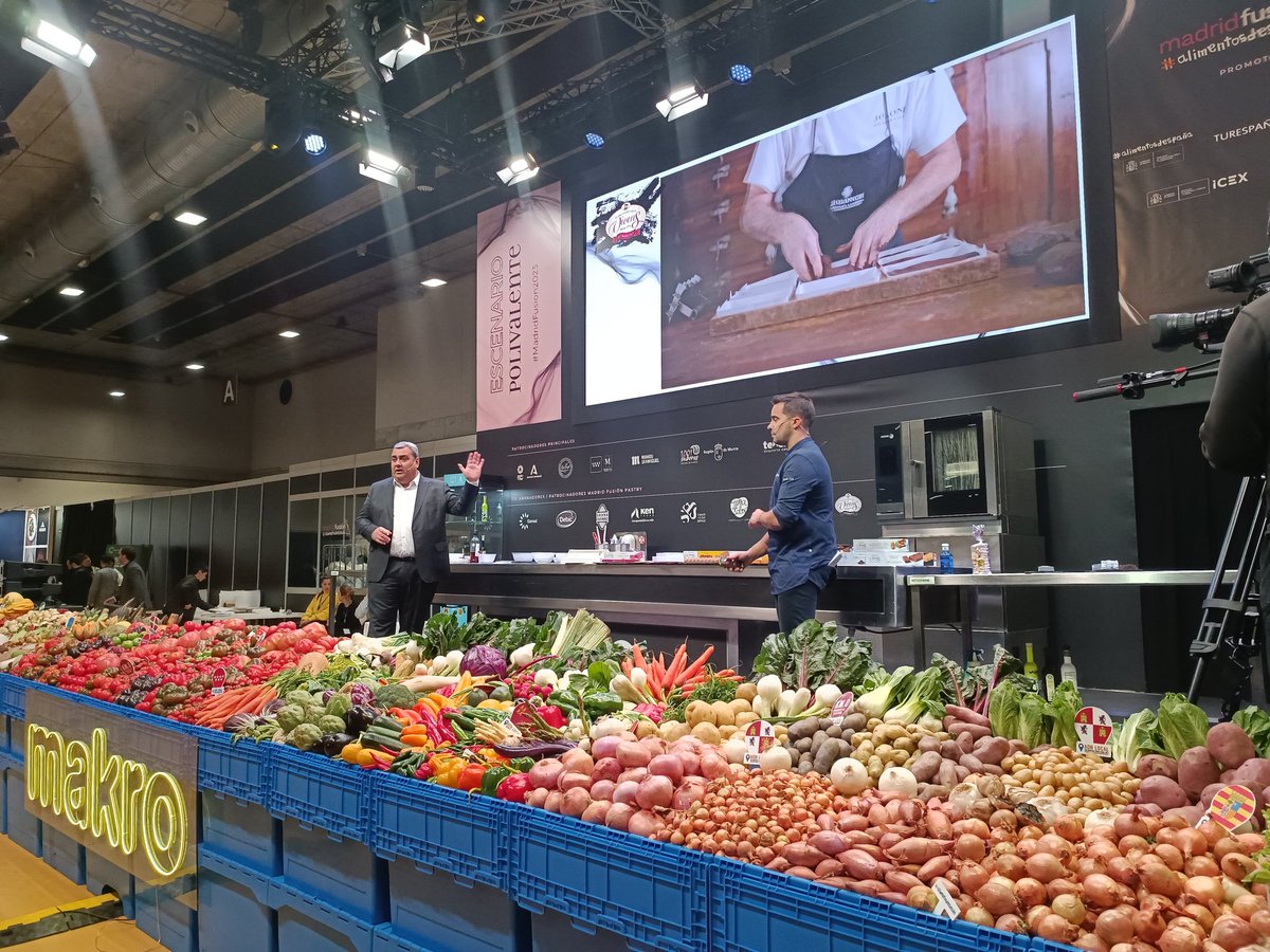 La revolución del turrón
<a href="/DavidGilRovira/">David Gil Rovira</a>  <a href="/TorronsVicens/">Torrons Vicens</a> 
#madridfusion2023