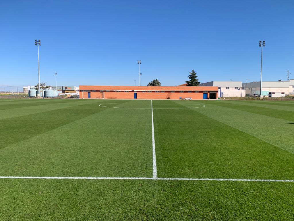 royalverd's tweet photo. Ciudad deportiva @CDExt1924 https://t.co/krBmzTc42A