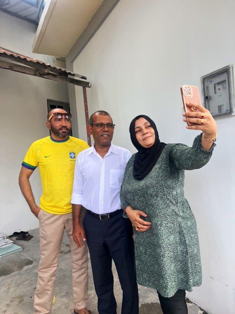 usedgovmv's tweet photo. ފޭދޫ #ހިތްތަކަުގެރައީސް އެކު ❤️
މިކުލުނެއް ނުކެނޑޭނެ 💛

ފިކުރެއްގެ ދިރުން ❤️ https://t.co/B4AhWUCdrS