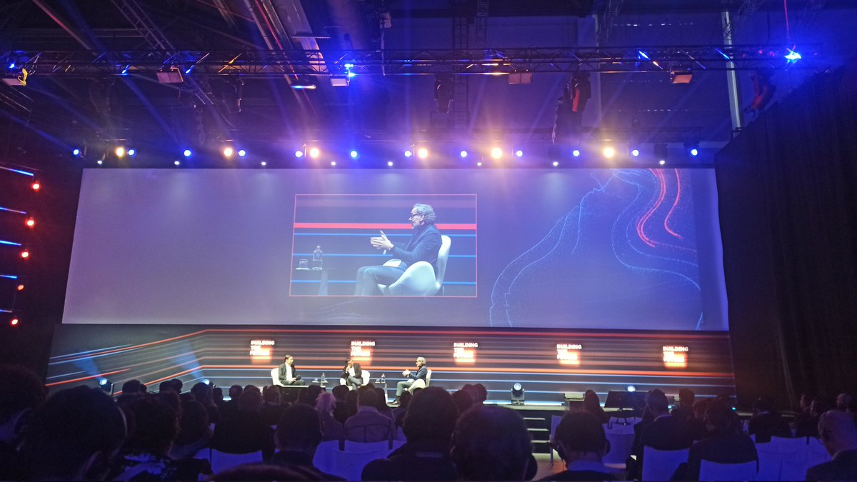 MariaFPeixoto's tweet photo. "Cloud should be seen as an operating model, not as an IT model" - Jorge Almeida Baiao @ #BuildingTheFuture2023 https://t.co/31i7tVZKOc