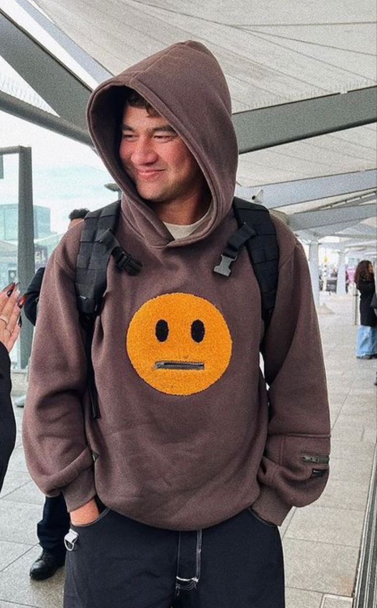 Its my fav bassist\ birthday    happy calum hood day to those who celebrate !! have the best bday cal ilysm <33 