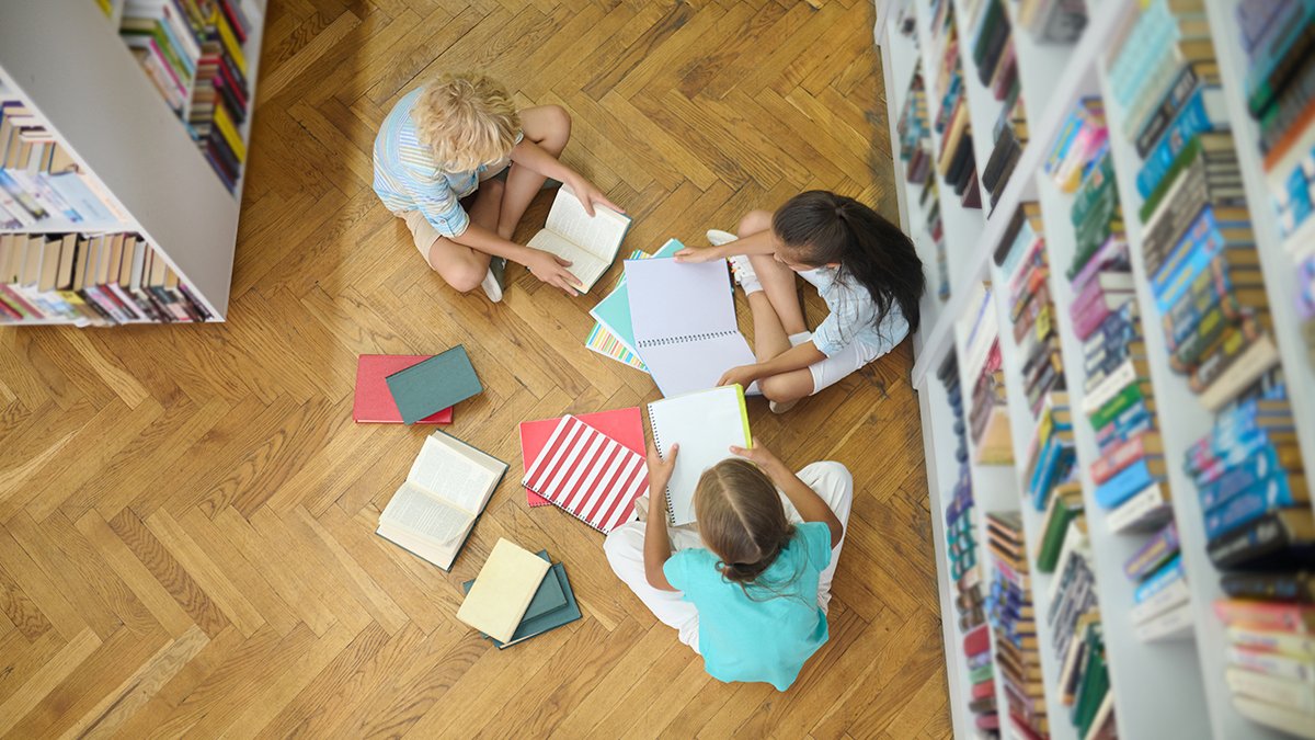 zazbrothers's tweet photo. Library is one of those places where silence is necessary to maintain π. Kids with a habit of visiting library tend to be calmer in nature.
#kidslibrary #library #zazbrothers #kidslearningactivities #librarylovers #kidslearning #libraryscience #librarykids #kidslibrarybooks https://t.co/LZY3Fm0ldE