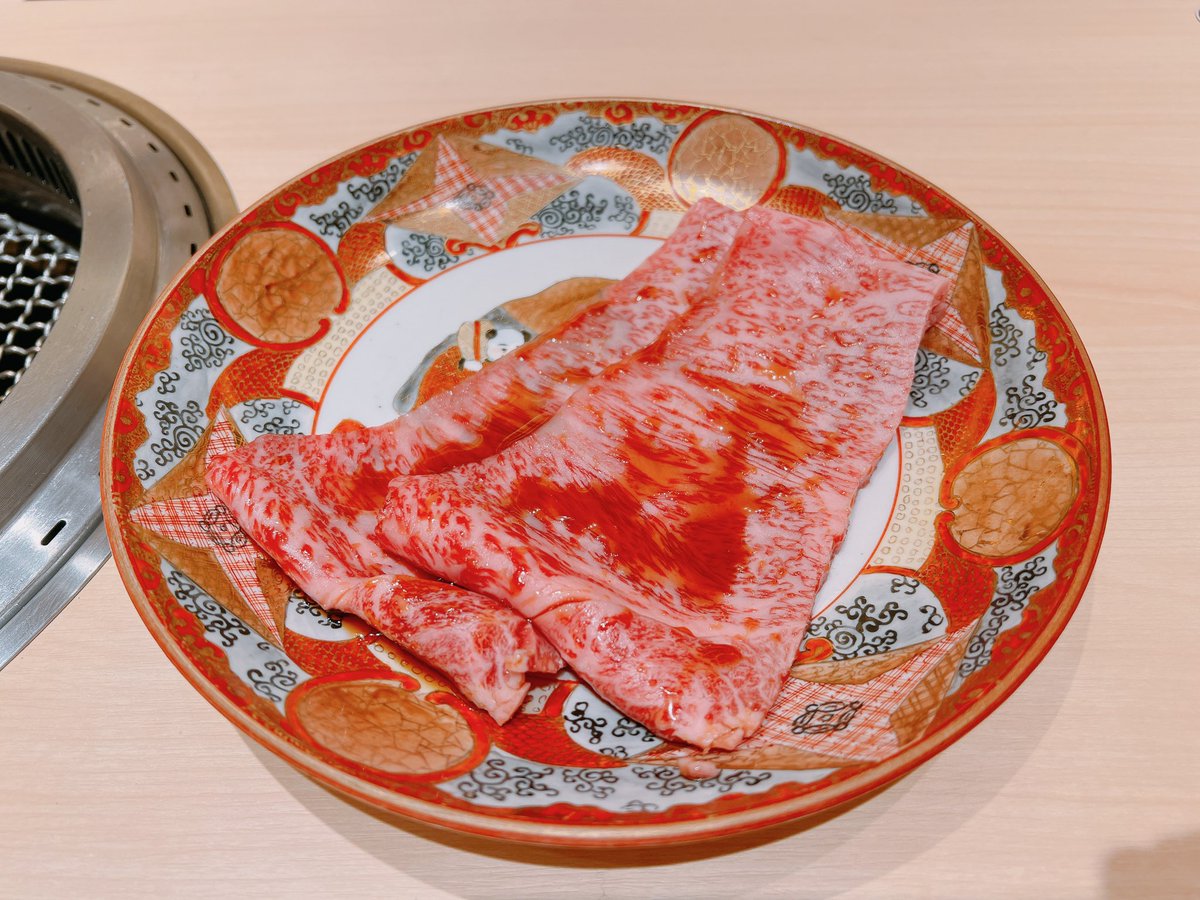 KazuhiroKakida's tweet photo. 『焼肉かきだ』大将は、『江戸焼肉』で強い和牛を頂きました。強い。 https://t.co/sCcwnyqUBh
