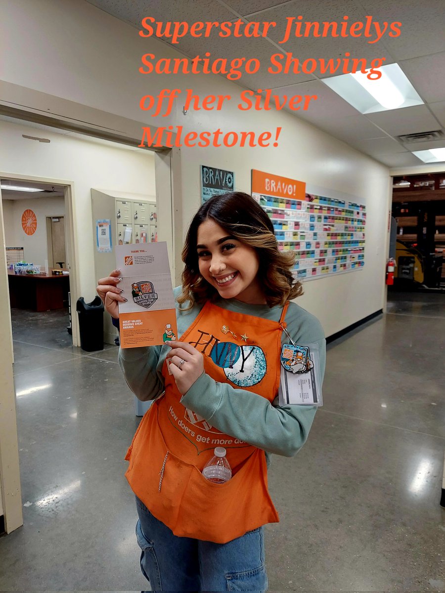 MaryKPerryman1's tweet photo. Our D21/28 Star Jinnielys Santiago with her Shiny Silver Star! We are proud of you.
#dreamteam2217 https://t.co/DCWaqtuUTa