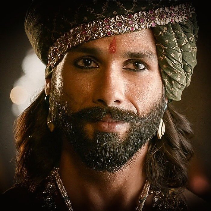 Soanu_'s tweet photo. 5 Years Of Padmaavat ❤️
It's a MASTERPIECE 🔥
#5YearsOfPadmaavat
#Padmaavat #Epic #RaniSa https://t.co/m6714gfbu8